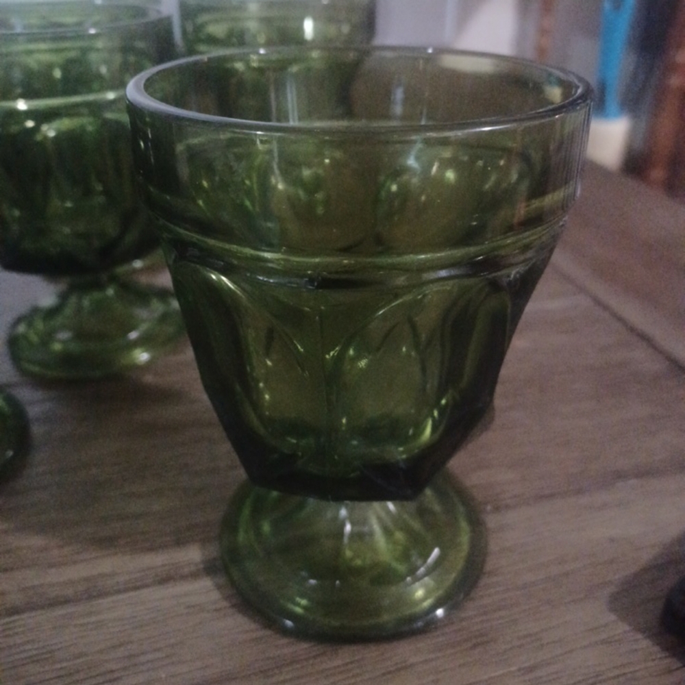 Vintage green glass goblets indiana heavy paneled thumbprint set of 6 - Picture 2 of 10